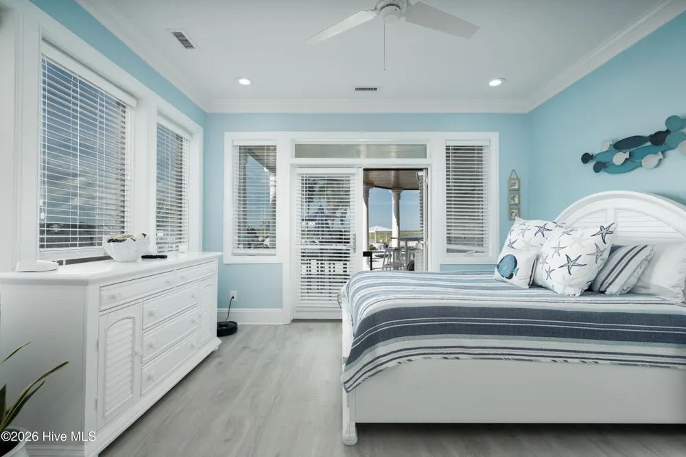 438 Oceana Way Carolina Beach, NC 28428