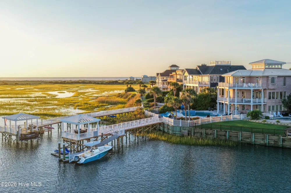 438 Oceana Way Carolina Beach, NC 28428