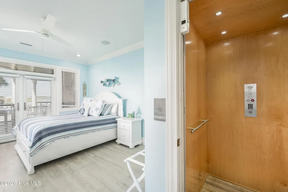 438 Oceana Way Carolina Beach, NC 28428