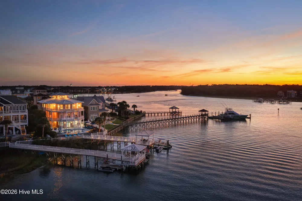 438 Oceana Way Carolina Beach, NC 28428
