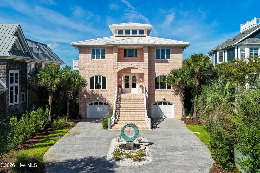 438 Oceana Way Carolina Beach, NC 28428