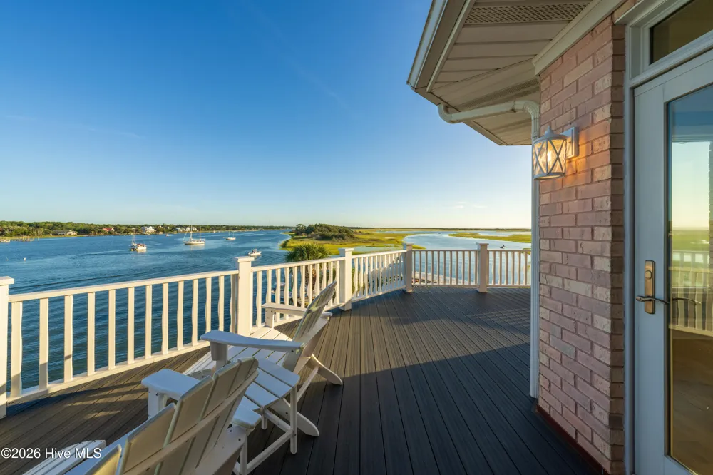 438 Oceana Way Carolina Beach, NC 28428