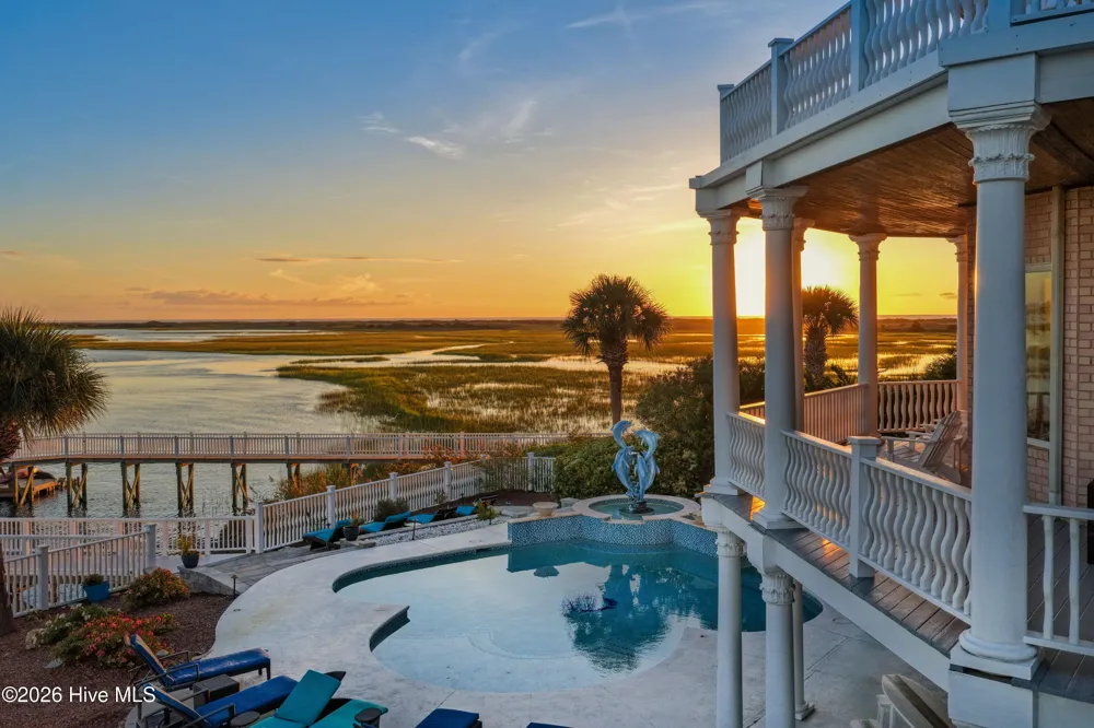 438 Oceana Way Carolina Beach, NC 28428