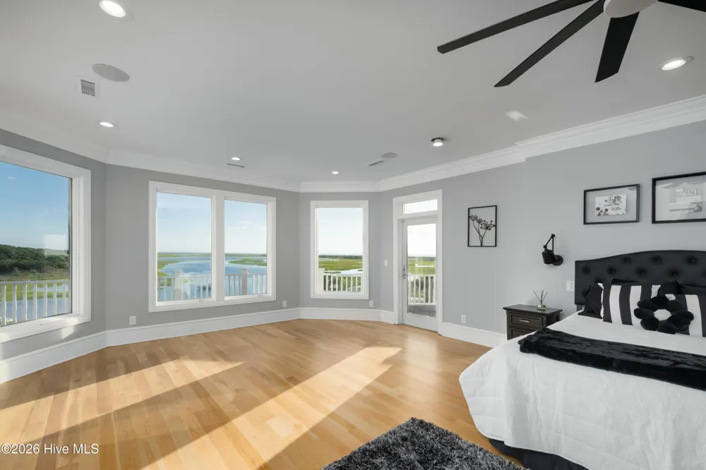 438 Oceana Way Carolina Beach, NC 28428