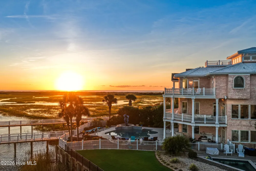 438 Oceana Way Carolina Beach, NC 28428