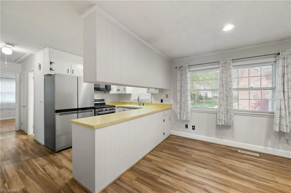 2909 Marlborough Road Burlington, NC 27215