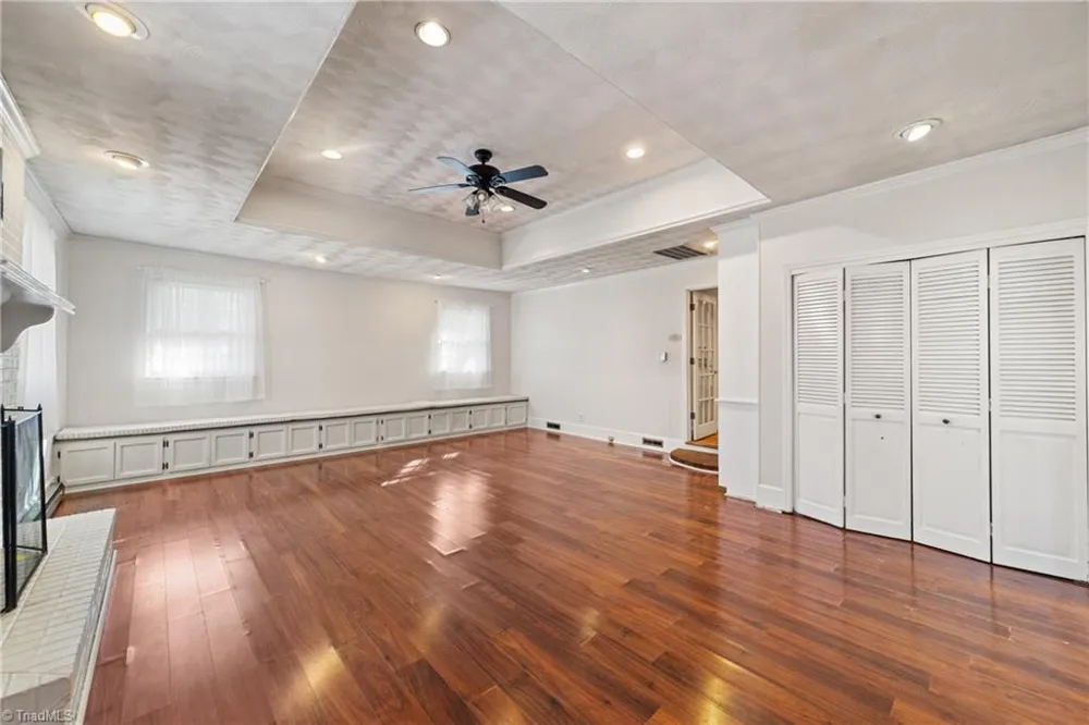 2909 Marlborough Road Burlington, NC 27215