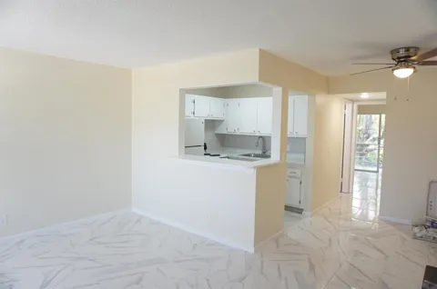 33 Windsor B