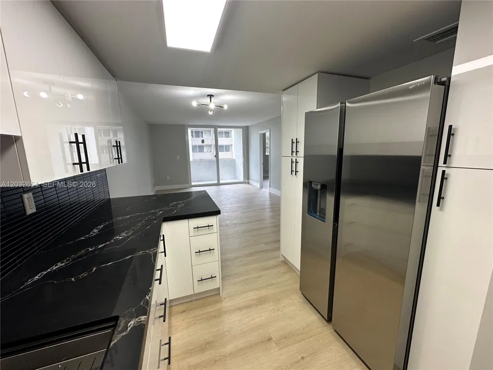 10090 NW 80th Ct #1325 Hialeah Gardens, FL 33016