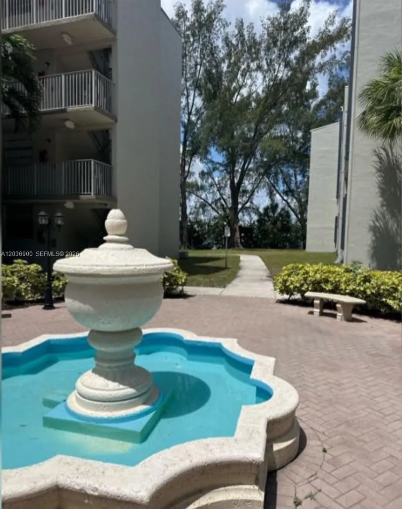 10090 NW 80th Ct #1158 Hialeah Gardens, FL 33016