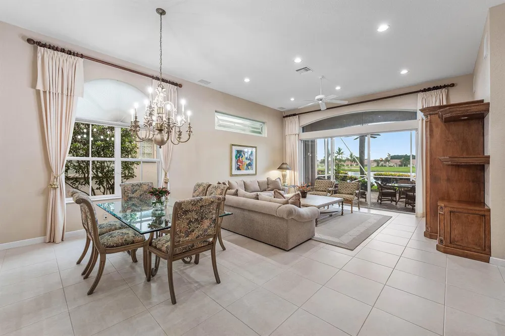 6947 FAIRWAY LAKES DRIVE Boynton Beach, FL 33472