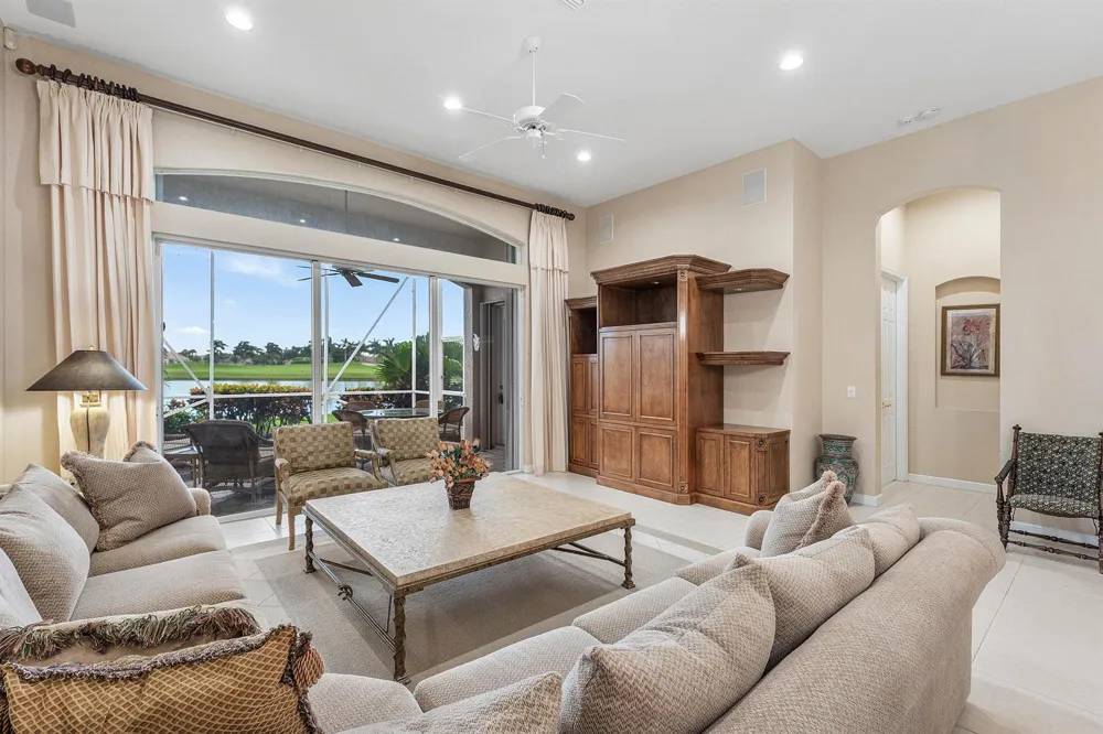 6947 FAIRWAY LAKES DRIVE Boynton Beach, FL 33472
