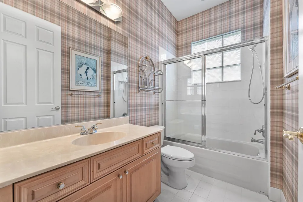 6947 FAIRWAY LAKES DRIVE Boynton Beach, FL 33472