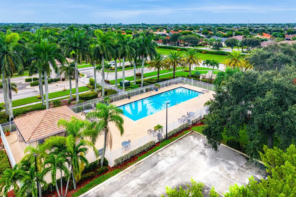 6947 FAIRWAY LAKES DRIVE Boynton Beach, FL 33472