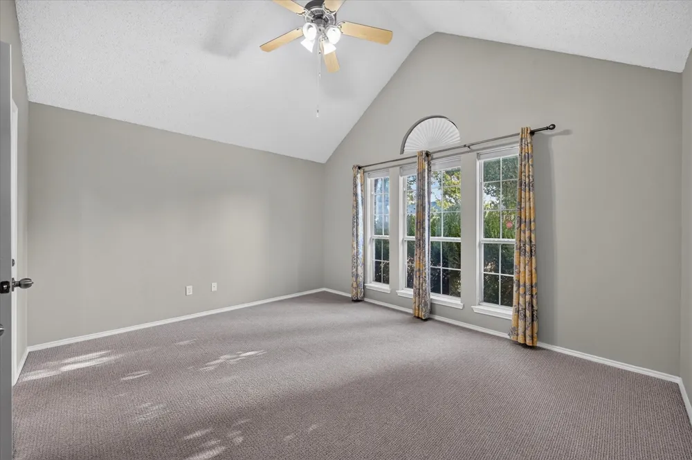 912 Cole Avenue Denton, TX 76208