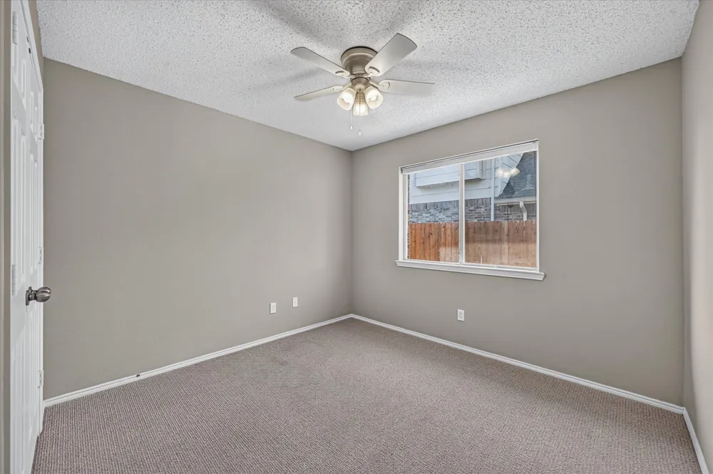 912 Cole Avenue Denton, TX 76208