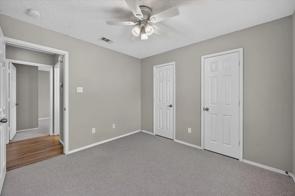 912 Cole Avenue Denton, TX 76208