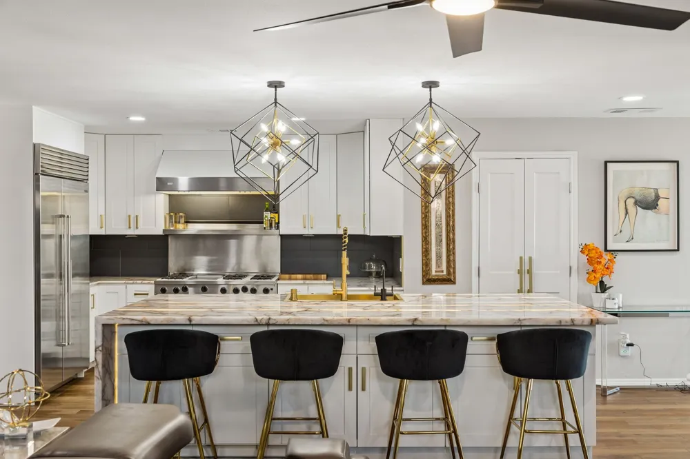 4093 Brazos Drive Carrollton, TX 75007