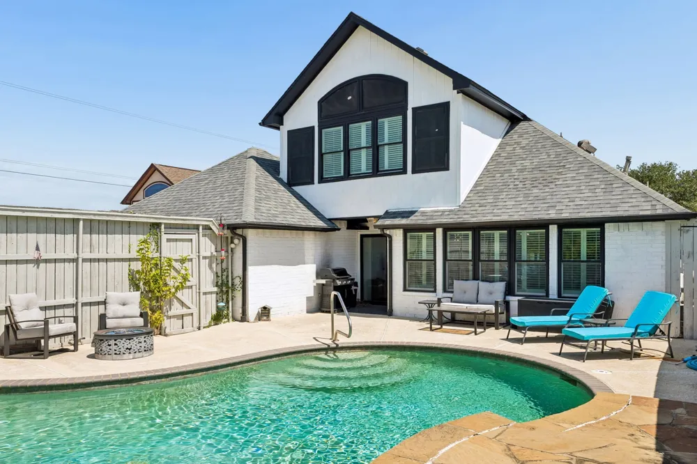 4093 Brazos Drive Carrollton, TX 75007