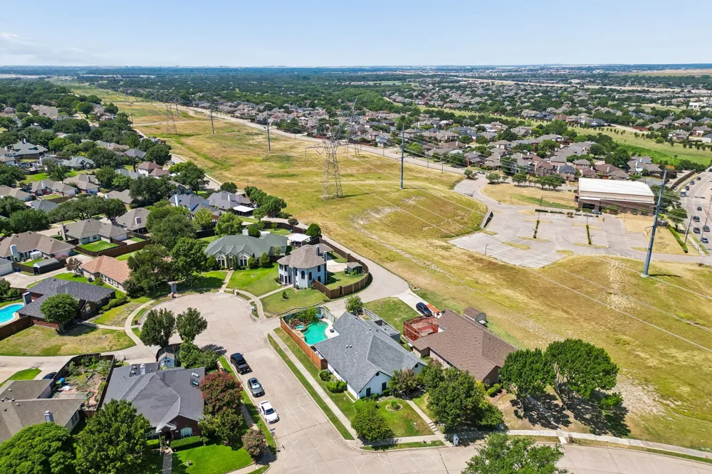 4093 Brazos Drive Carrollton, TX 75007