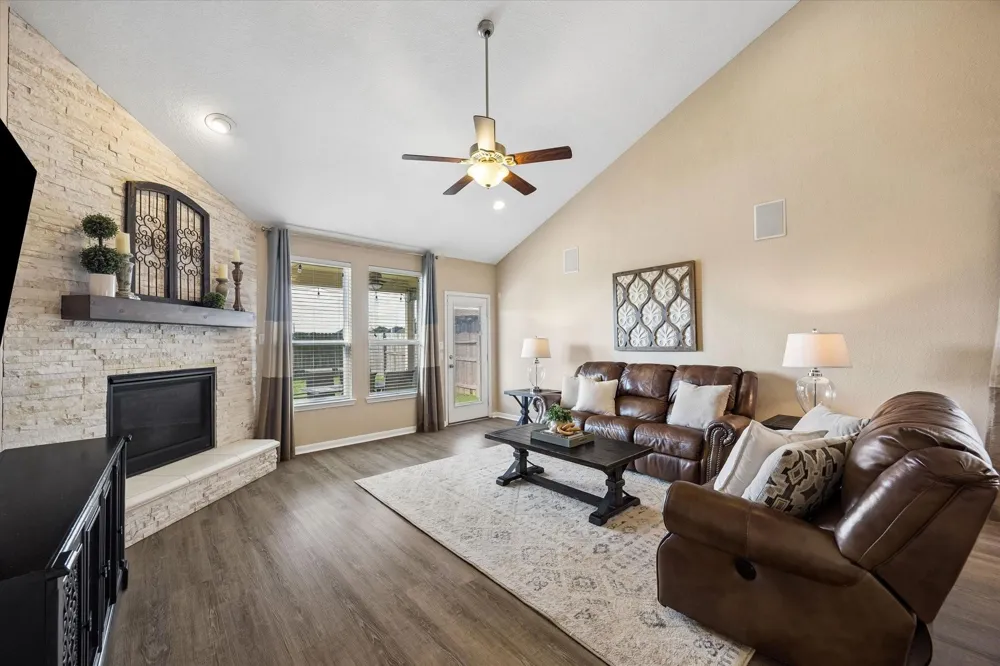 9961 Daisy Field Lane Brookshire, TX 77423