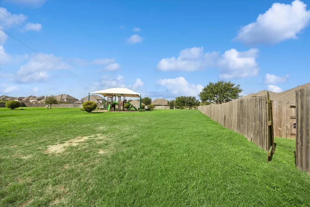 9961 Daisy Field Lane Brookshire, TX 77423