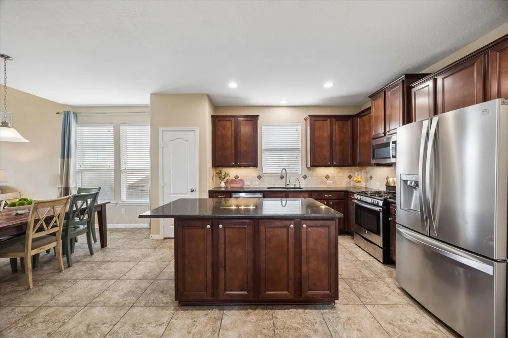 9961 Daisy Field Lane Brookshire, TX 77423