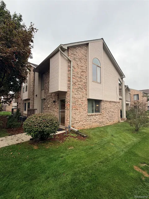 42779 Lilley Pointe Drive