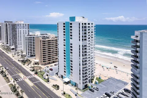 3043 S Atlantic Avenue #2202