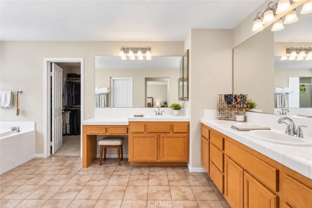 35426 Coyote Creek Court Lake Elsinore, CA 92532