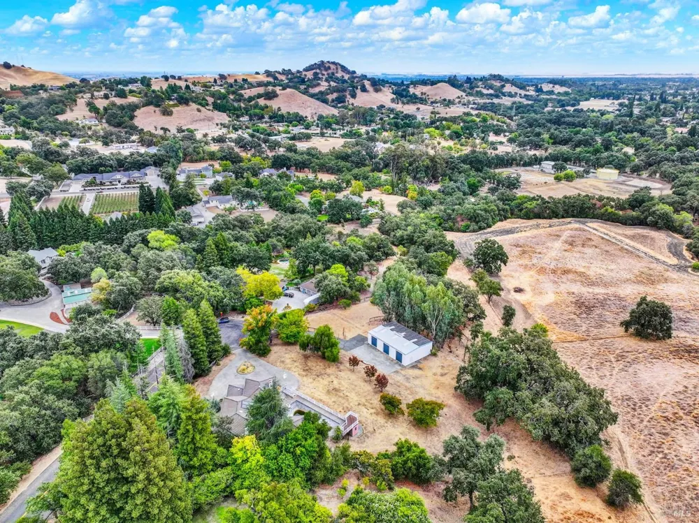 3966 Rustic Lane Vacaville, CA 95688