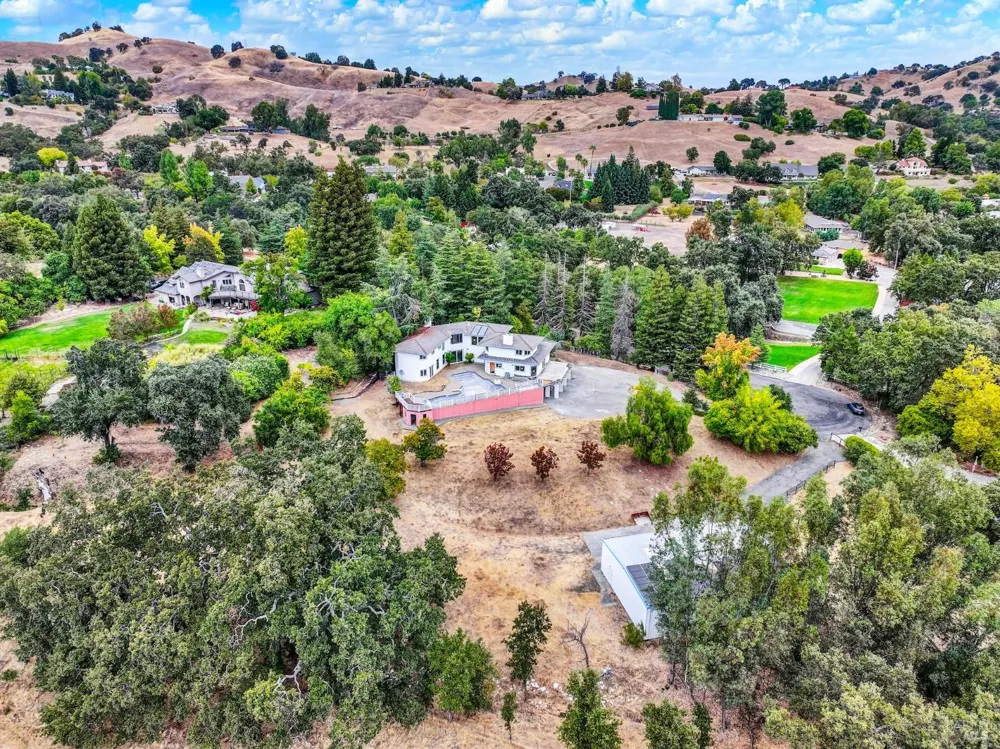 3966 Rustic Lane Vacaville, CA 95688