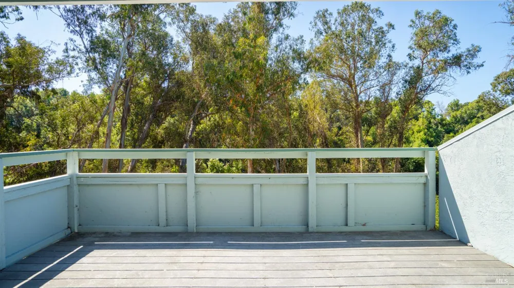 1889 Chantilly Lane Hayward, CA 94541