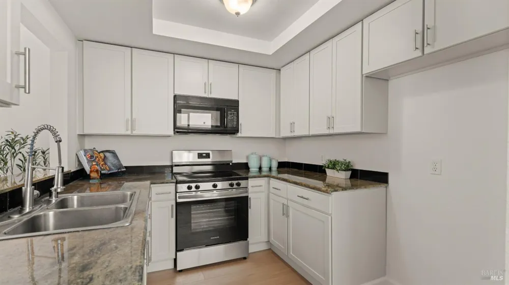 1889 Chantilly Lane Hayward, CA 94541