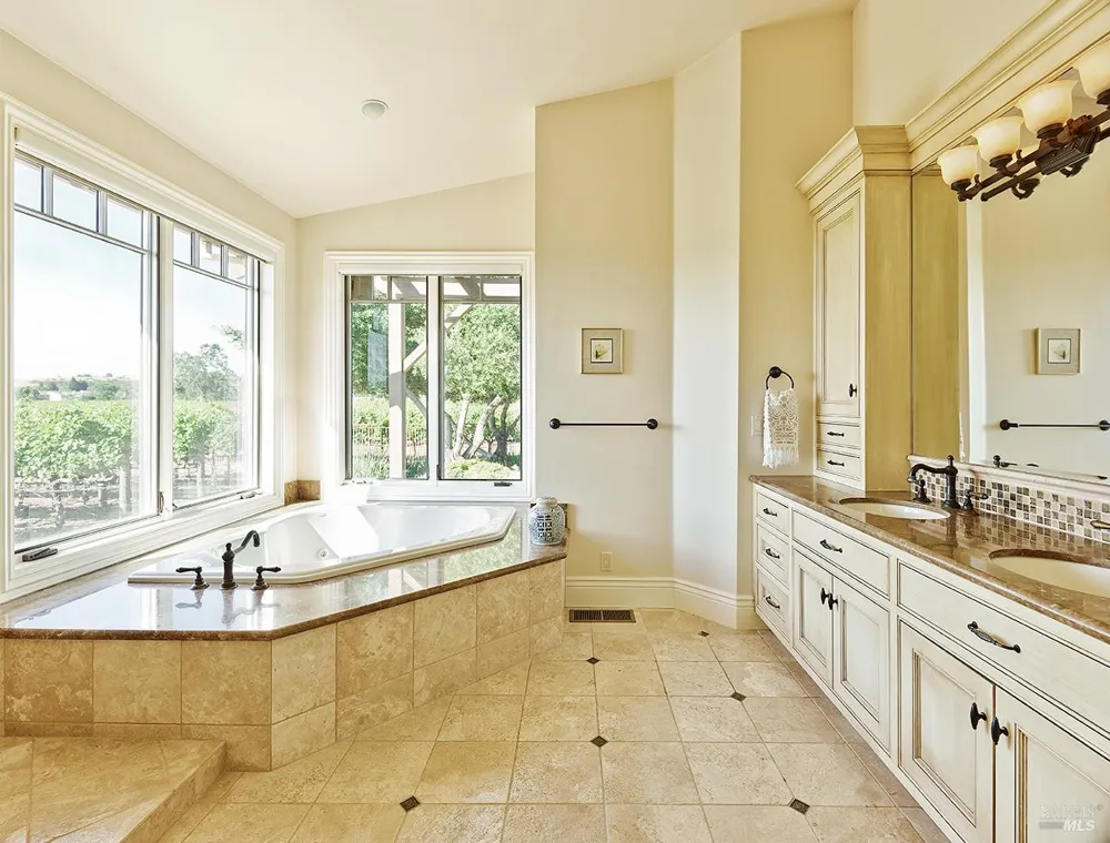 4757 Linda Vista Avenue Napa, CA 94558
