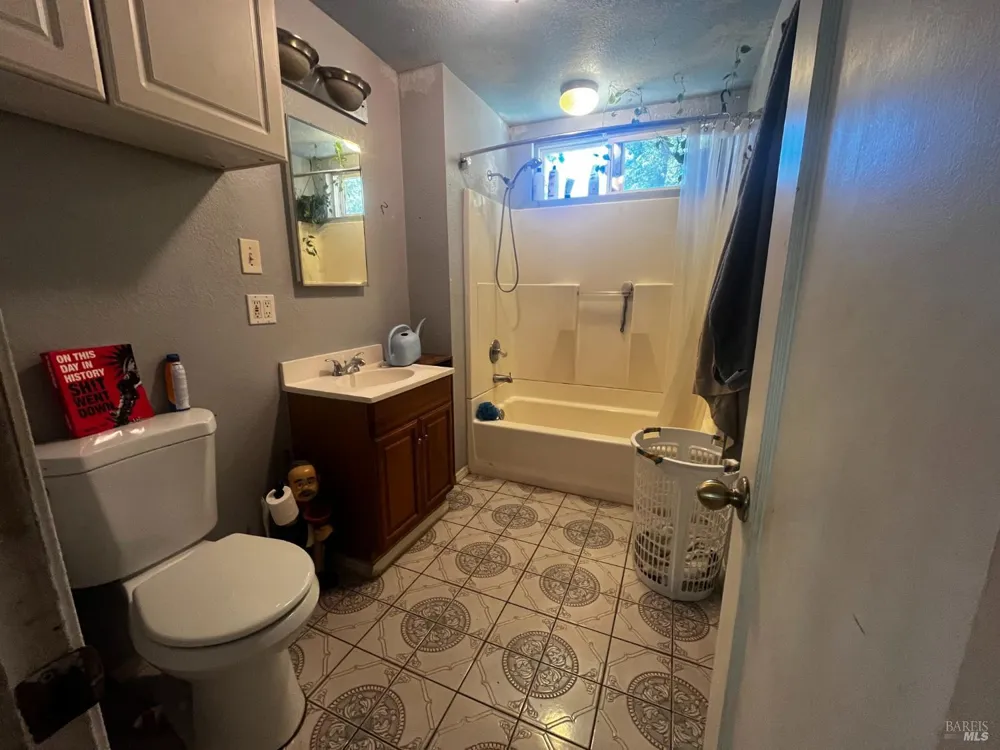 1700 Ca-20 Highway Willits, CA 95490