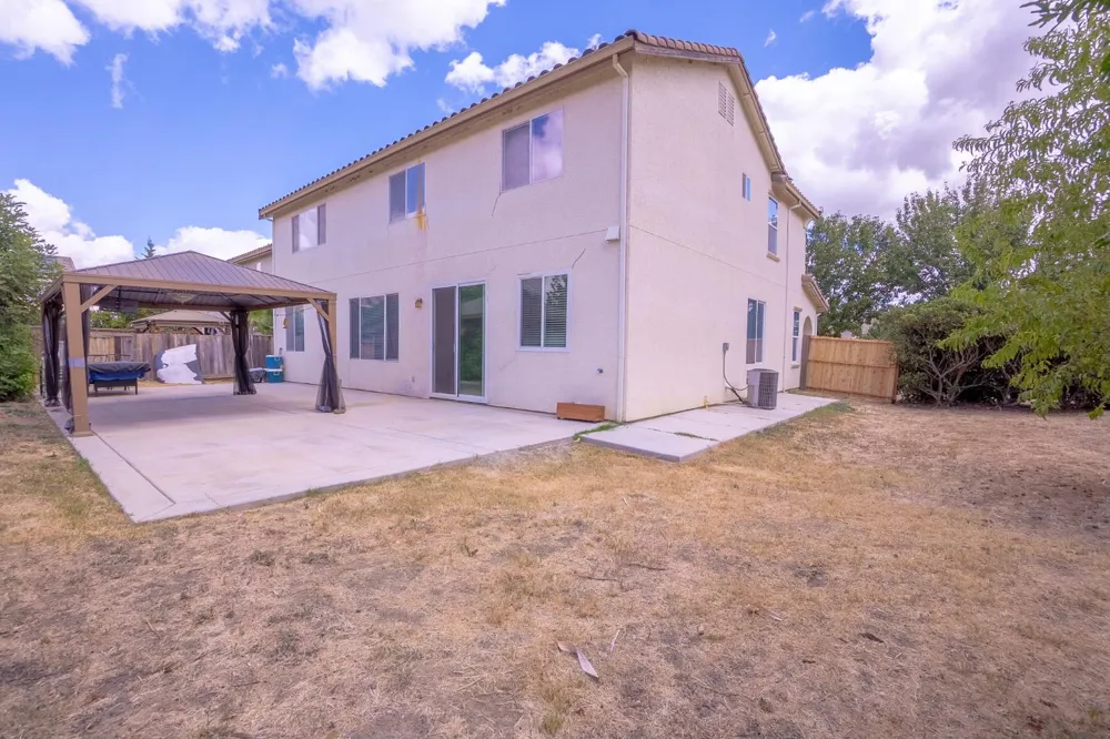 16770 Cowell Drive Esparto, CA 95627
