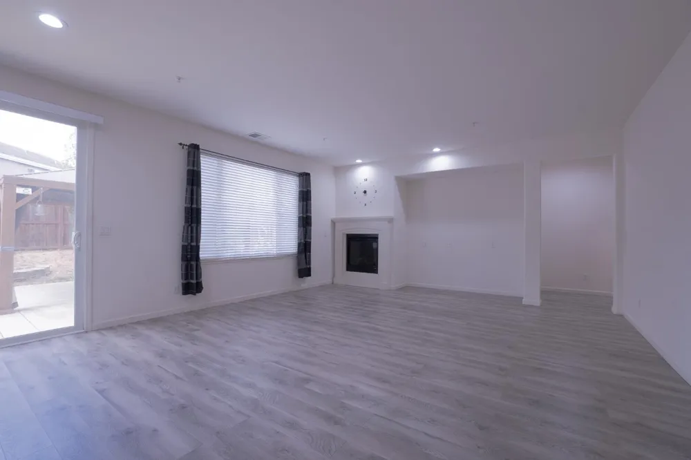 16770 Cowell Drive Esparto, CA 95627