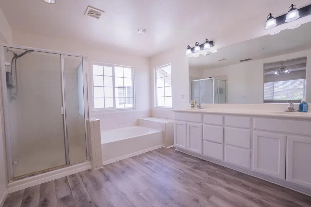 16770 Cowell Drive Esparto, CA 95627