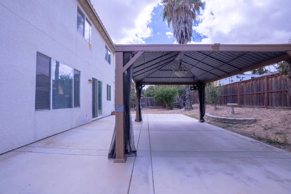 16770 Cowell Drive Esparto, CA 95627