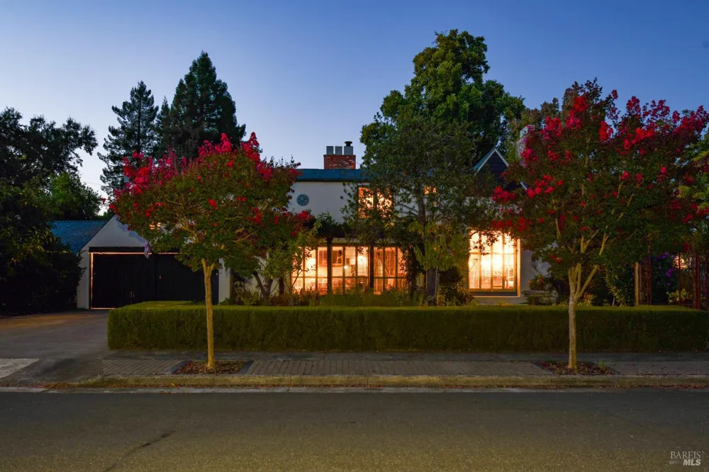 1313 Saint Helena Avenue Santa Rosa, CA 95404