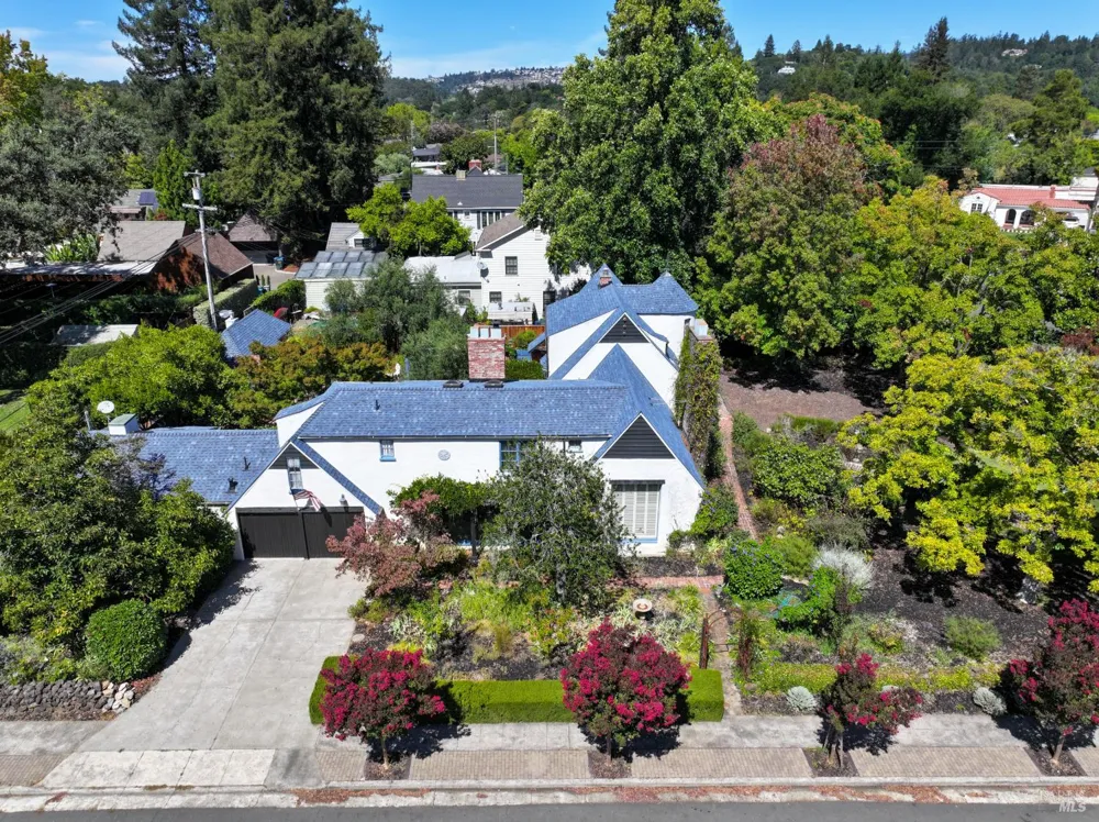 1313 Saint Helena Avenue Santa Rosa, CA 95404