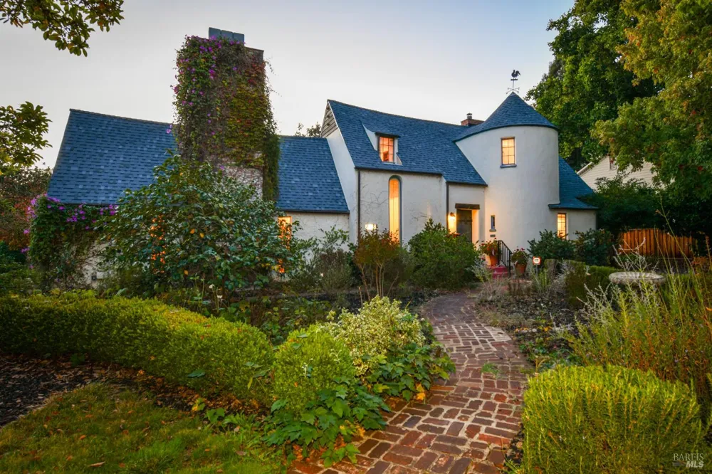 1313 Saint Helena Avenue Santa Rosa, CA 95404