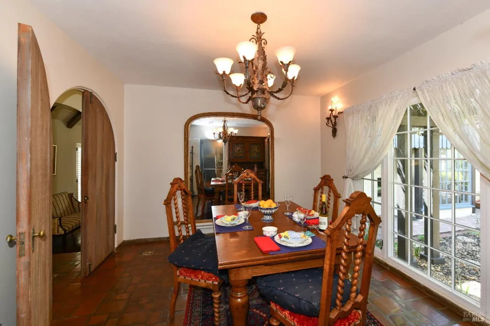 1313 Saint Helena Avenue Santa Rosa, CA 95404