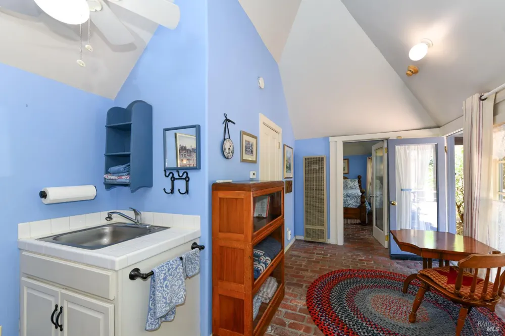 1313 Saint Helena Avenue Santa Rosa, CA 95404