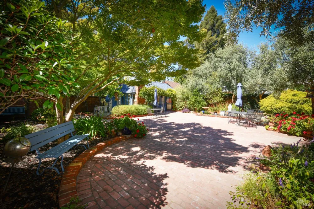 1313 Saint Helena Avenue Santa Rosa, CA 95404