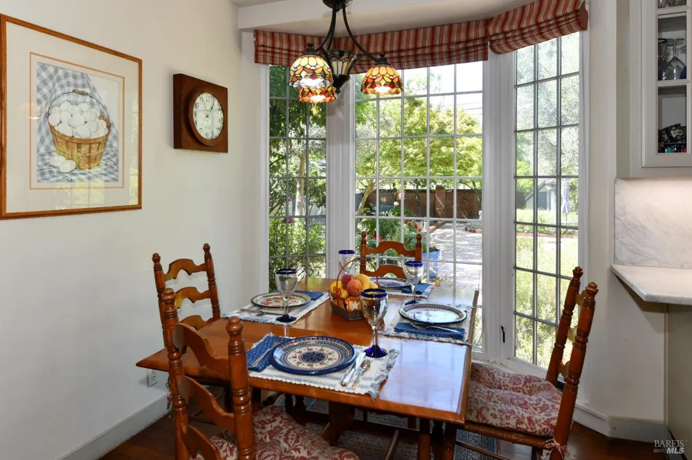 1313 Saint Helena Avenue Santa Rosa, CA 95404