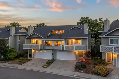 21 Briarwood Court
