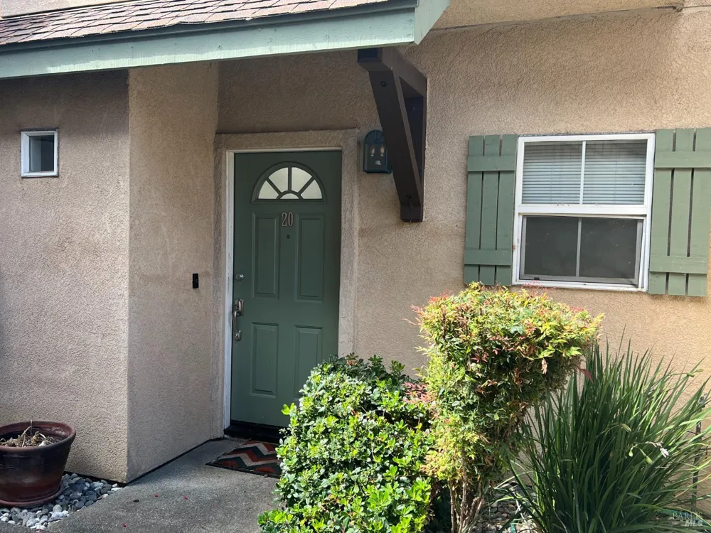 20 Bridgegate Way Napa, CA 94559