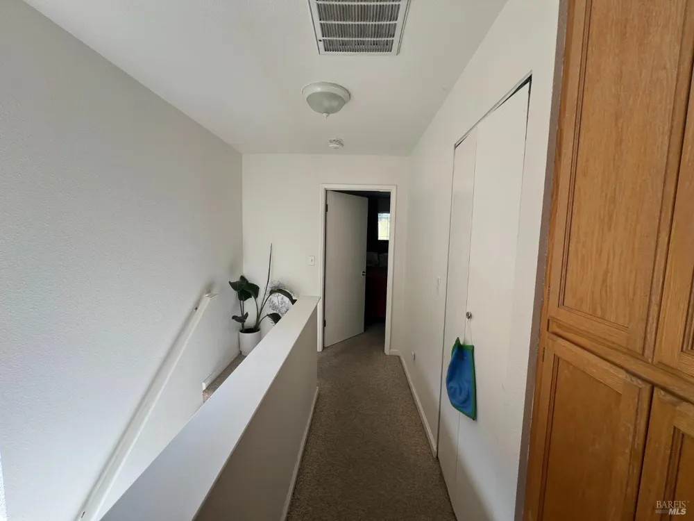 20 Bridgegate Way Napa, CA 94559